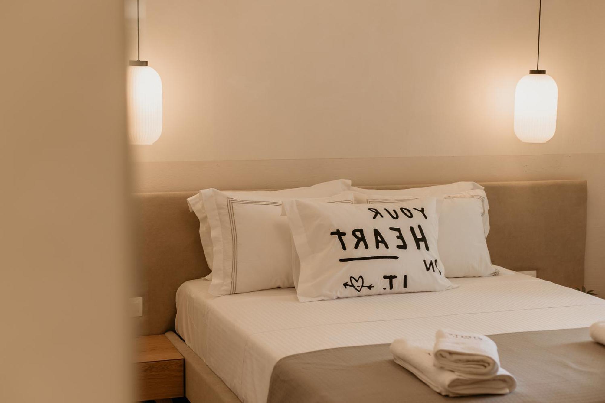 Trinity The Hotel Амоляни Екстериор снимка