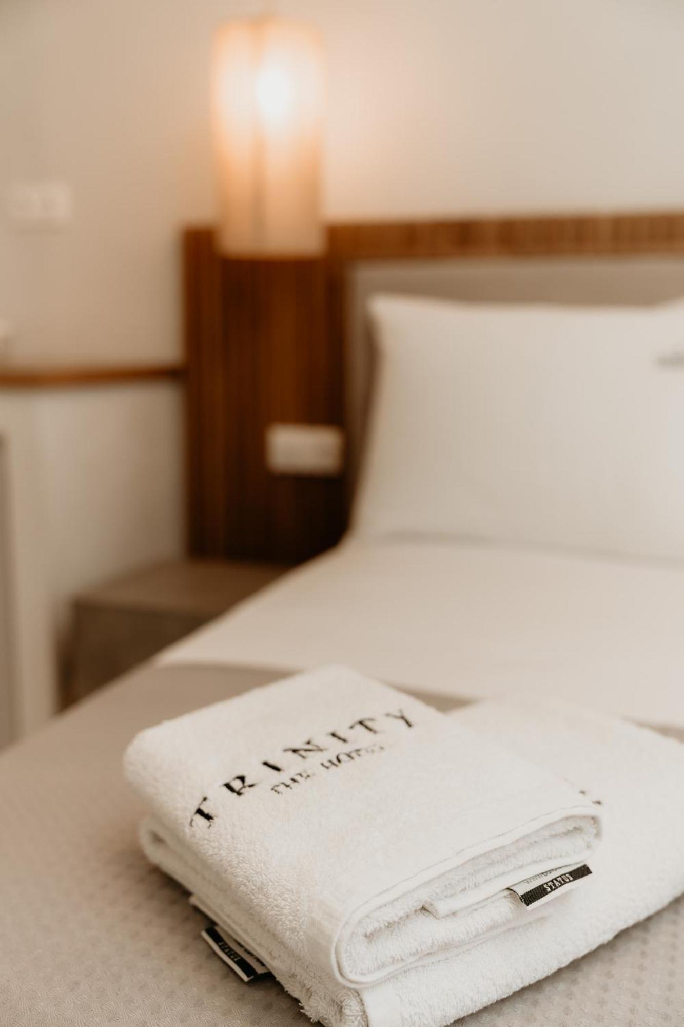 Trinity The Hotel Амоляни Екстериор снимка